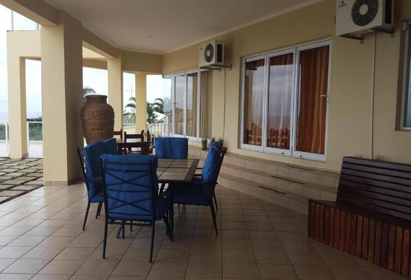 اتاق استاندارد با چشم‌انداز استخر, The Homestead Margate   South Africa