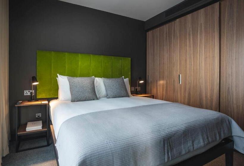 Апартаменты 2 Спальни, The Gate London City