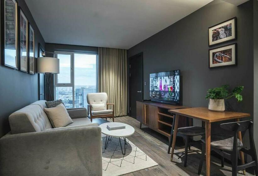 Апартаменты 1 Спальня, The Gate London City