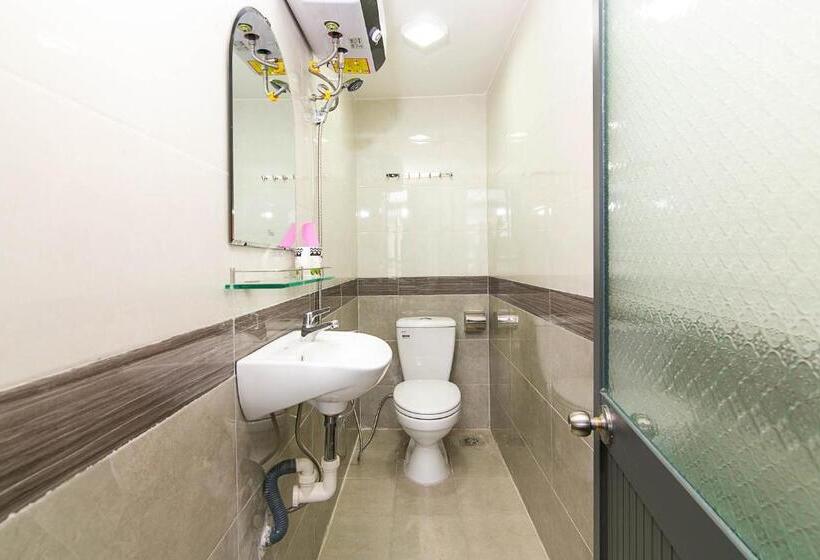 اتاق سوپریور خانوادگی, Spot On 806 Net Viet Homestay