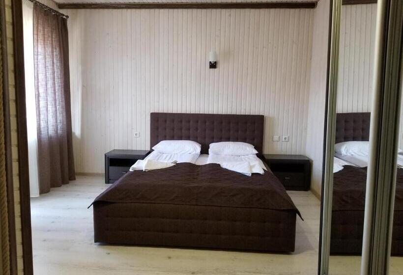 اتاق استاندارد با چشم‌انداز کوهستان, Guest House Mountain