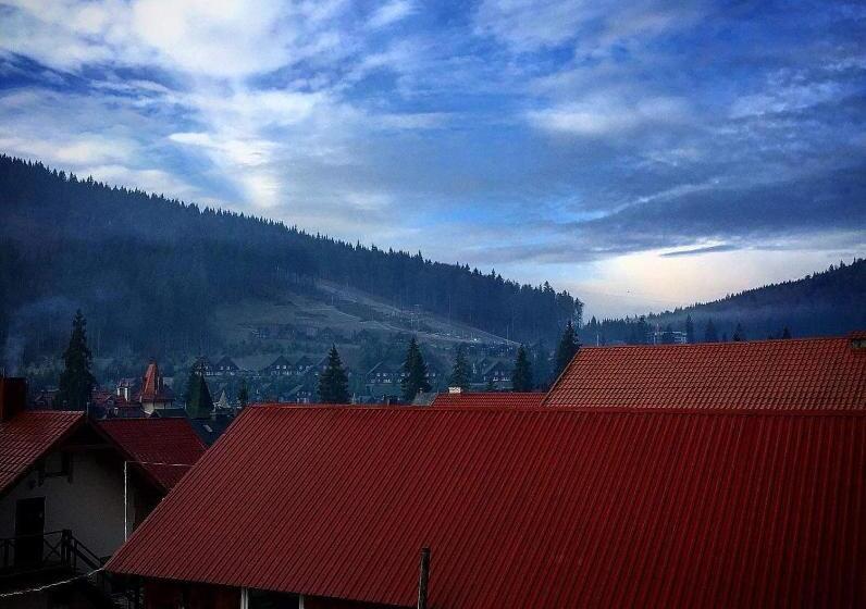 اتاق استاندارد با چشم‌انداز کوهستان, Guest House Mountain