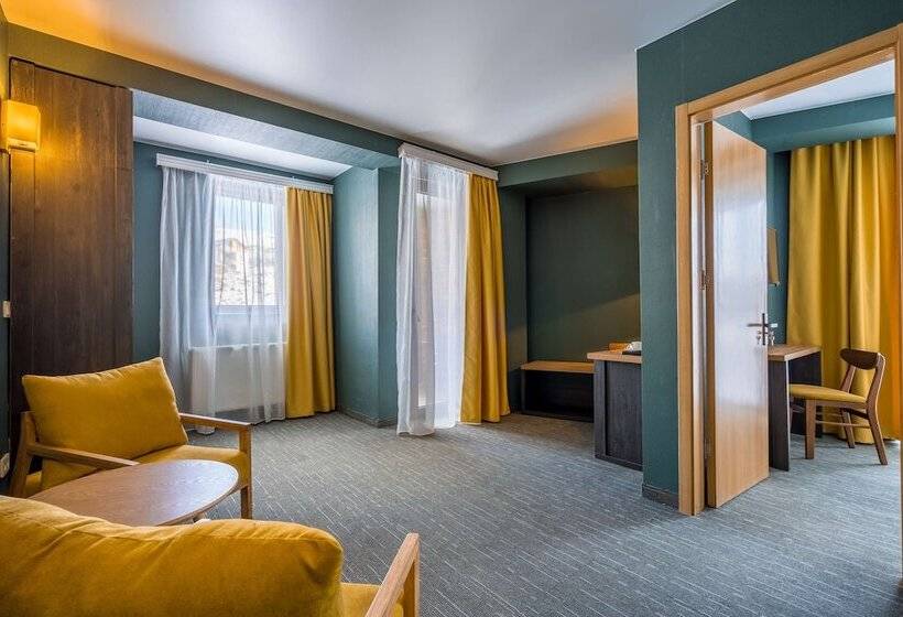 اتاق سوپریور با چشم‌انداز کوهستان, Best Western  Gudauri