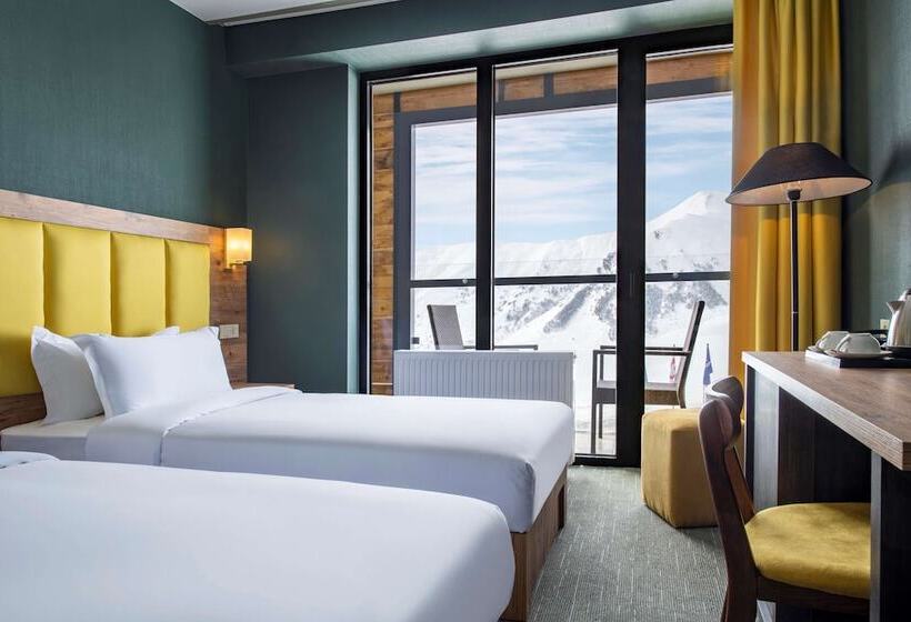 اتاق سوپریور با چشم‌انداز کوهستان, Best Western  Gudauri