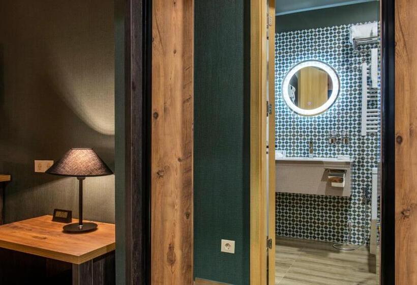 اتاق سوپریور با تخت بزرگ, Best Western  Gudauri