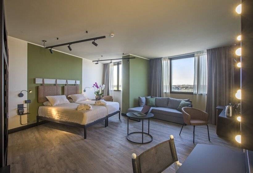 اتاق لوکس, Mercure Roma Cinecitta
