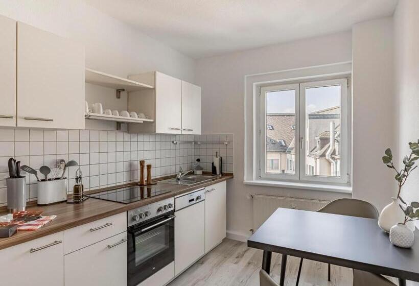 带2个卧室的套房, Limehome Zwickau Dr. Friedrichs Ring