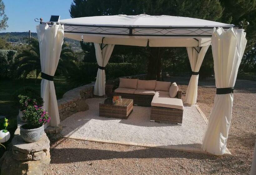 Номер Superior, Hôtes Antic Provence