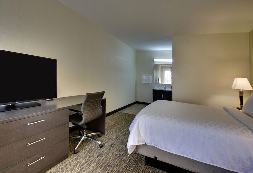 سوئیت برای معلولان, Candlewood Suites   Wichita East, An Ihg
