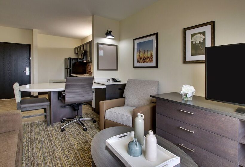 سوئیت برای معلولان, Candlewood Suites   Wichita East, An Ihg