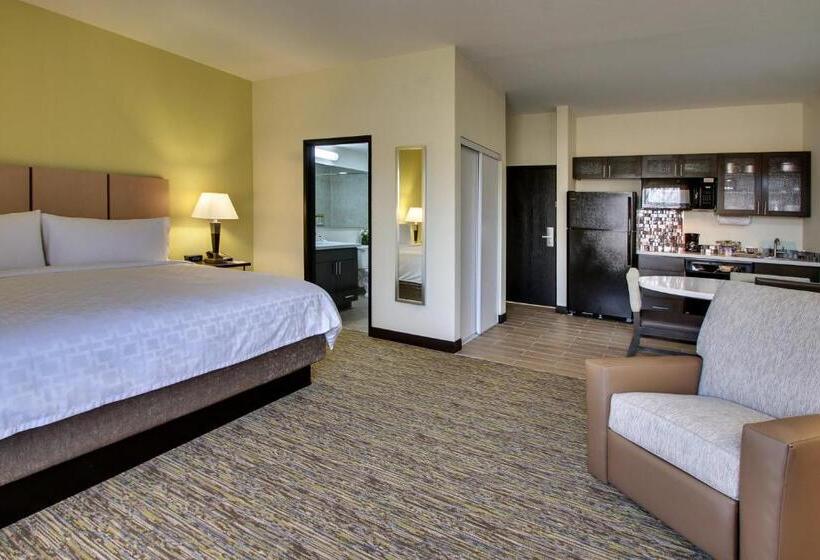 Deluxe Suite King Bed, Candlewood Suites   Wichita East, An Ihg