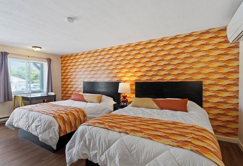 Номер Стандарт, Wagon Wheel Motel