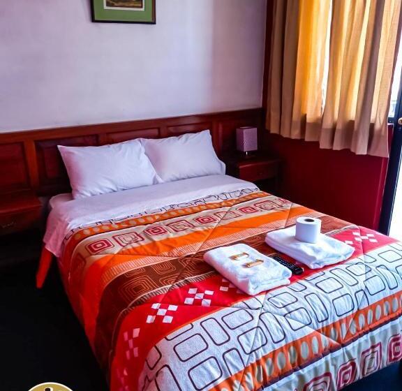 اتاق استاندارد, Huaraz Center Hostal