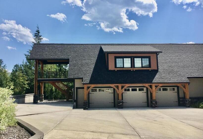 Президентский Люкс, Kootenay Wild Guest Suites