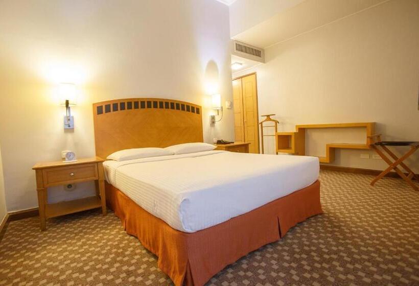 Апартаменты Deluxe 1 Спальня, The Linden Suites
