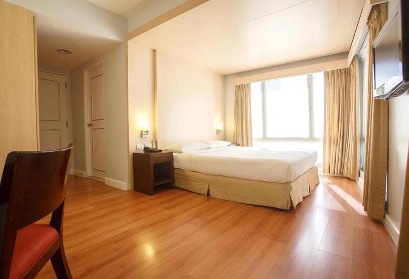 Люкс 3 Спальни, The Linden Suites