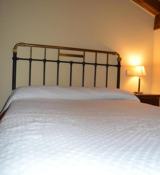 Номер Стандарт Индивидуальный, Hostal Revinuesa