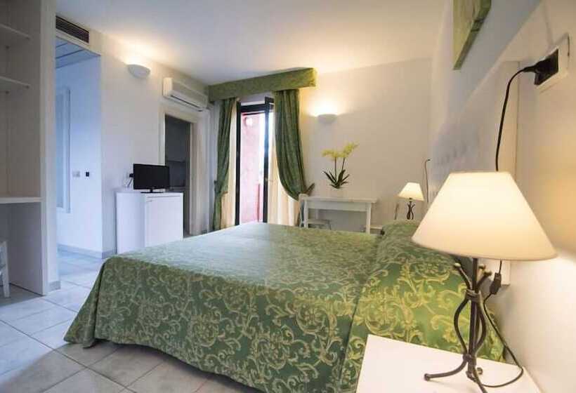 استودیوی استاندارد, Residence Villa San Giovanni