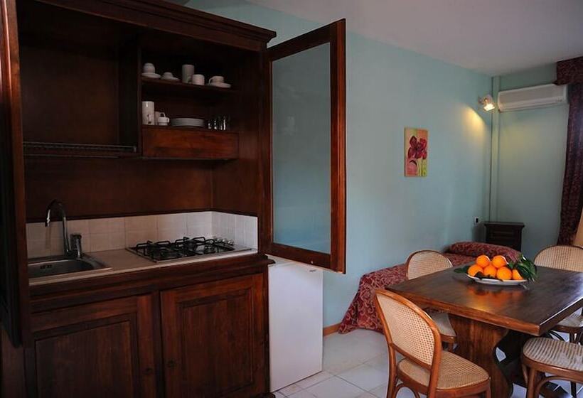 آپارتمان 1 خوابه, Residence Villa San Giovanni