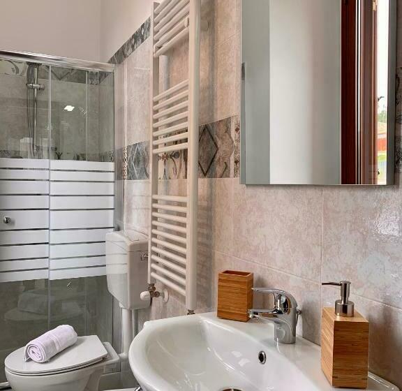 اتاق استاندارد سه نفره, Talìa B & B