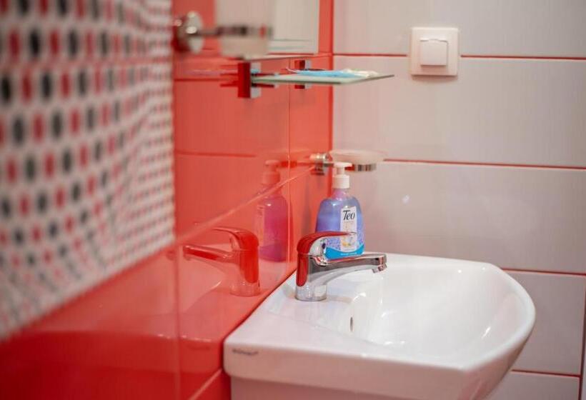 带1个卧室的带阳台的公寓, Guesthouse Juli