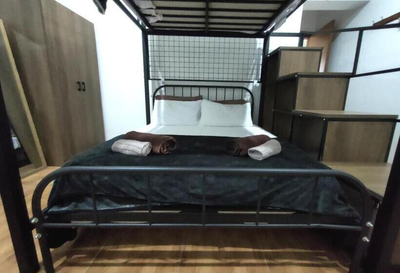 اتاق پریمیوم چهارنفره, Jessica Flat Malta Royal Guesthouse
