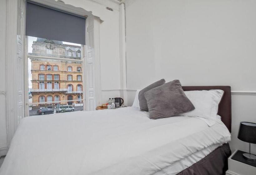 Номер Стандарт Вид на Сад, Serenity Guest House