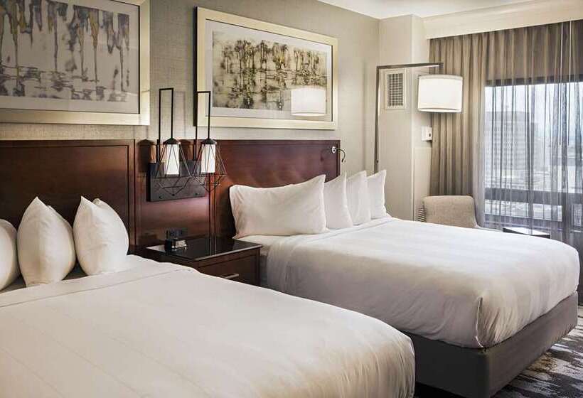 Номер Стандарт, Hilton Garden Inn Flint Downtown