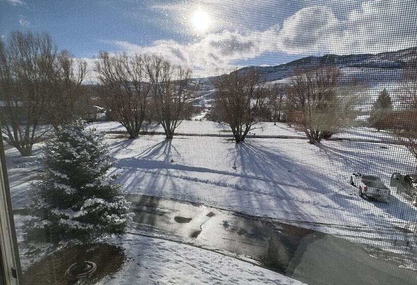 Номер Стандарт 2 Двуспальные Кровати, Best Western Holiday Hills
