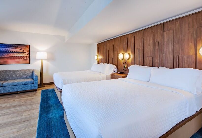 스위트, Indigo Detroit Downtown, An Ihg