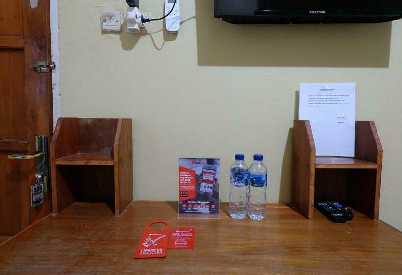 Номер Стандарт, Reddoorz Near Mangrove Forest Kupang
