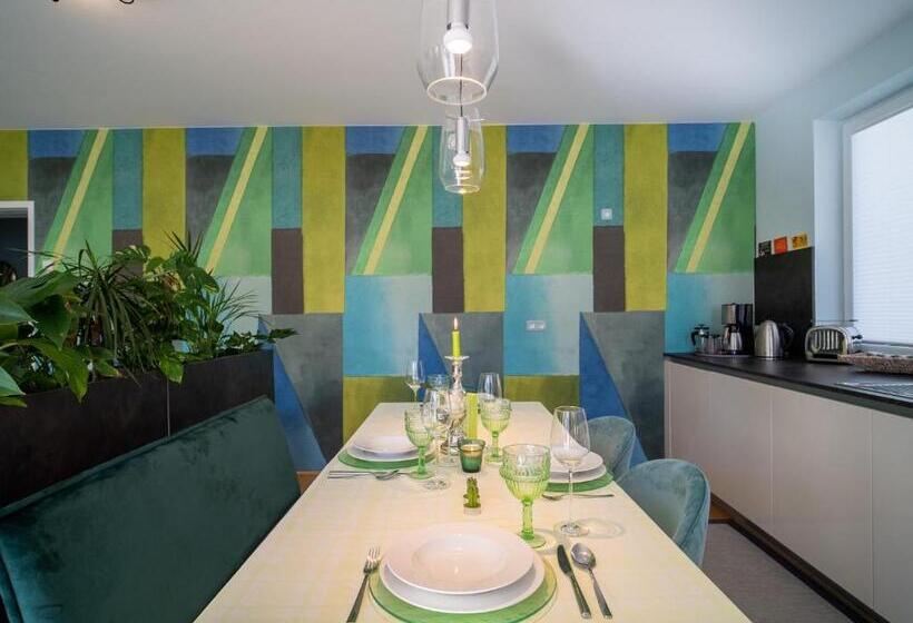 Апартаменты 2 Спальни с Террасой, Loidls Guesthouse