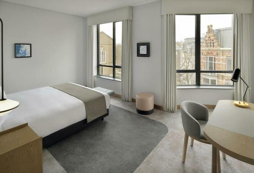 Cameră Clasică cu Pat King, Mövenpick Hotel The Hague