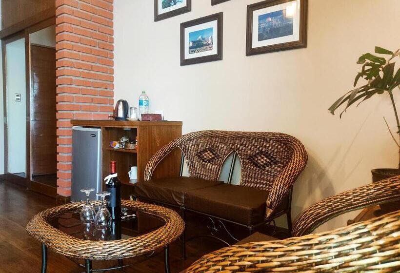 سوییت لوکس, Hostal Cagnapa Restobar