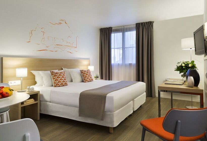 Студия Deluxe, Citadines Presqu Ile Lyon