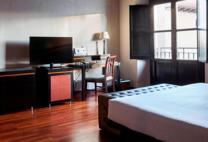 سوئیت با تخت بزرگ, Ac Hotel Palacio De Santa Ana By Marriott