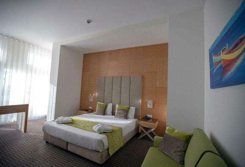 Полулюкс Повышенной Комфортности, The One Grand Hotel da Póvoa