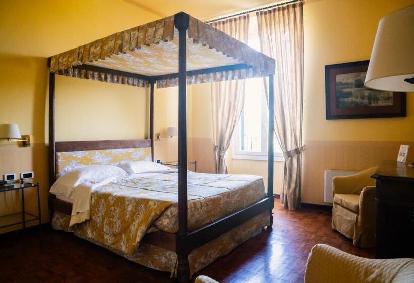 اتاق کلاسیک, Relais Villa Pomela