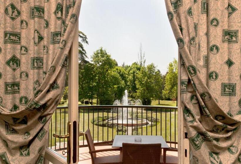 اتاق سوپریور, Relais Villa Pomela