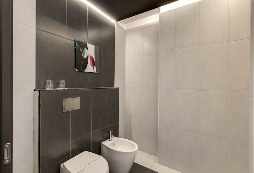חדר קומפורט, Warmthotel