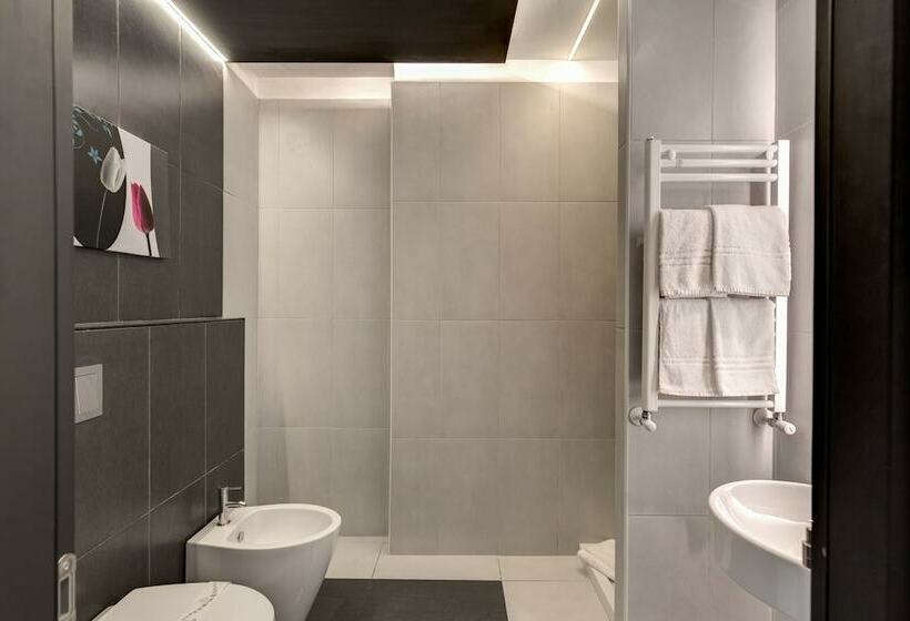חדר סופריור, Warmthotel