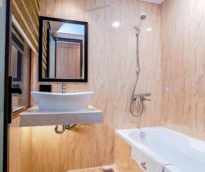 اتاق لوکس, Momizi Hotel Hai Phong