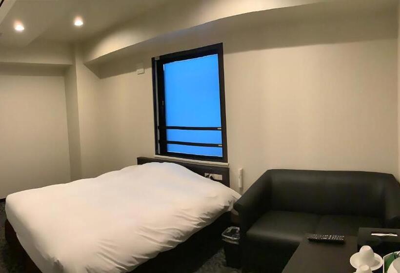 Quarto Estandar, Parman