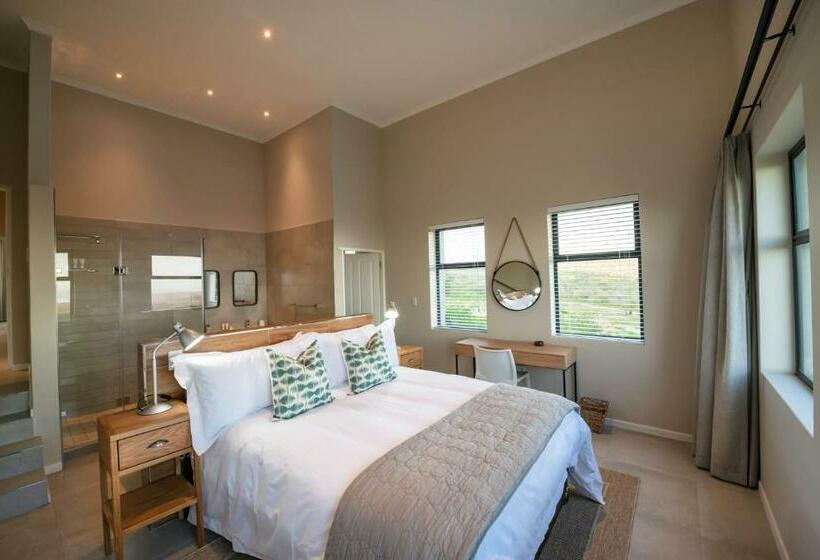 Вилла 3 Спальни, The Shark Bay Boutique Hotel & Spa