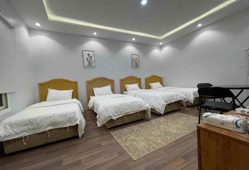 اتاق استاندارد چهار تخته, Naseem Country House