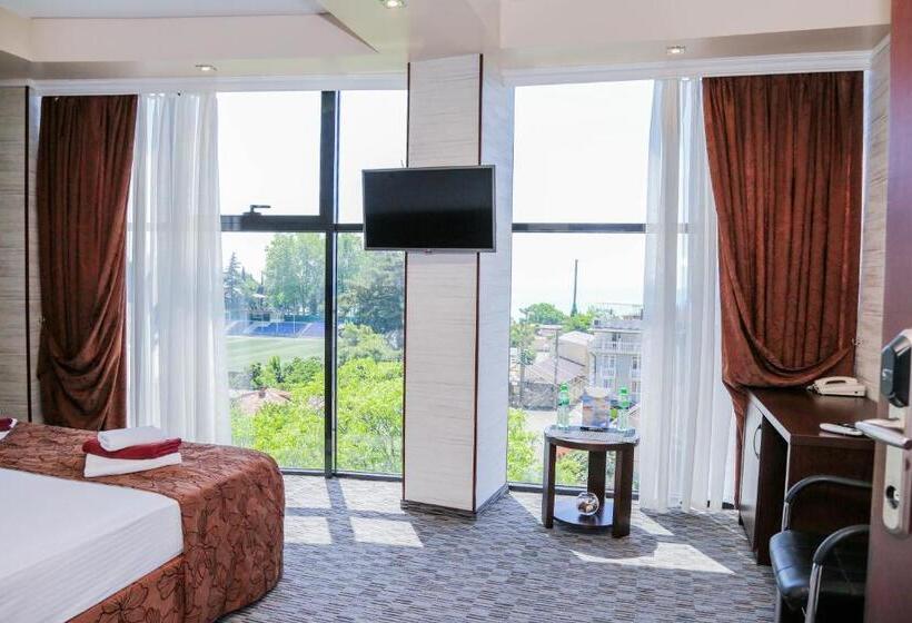 اتاق استاندارد, Grand Hotel Gagra