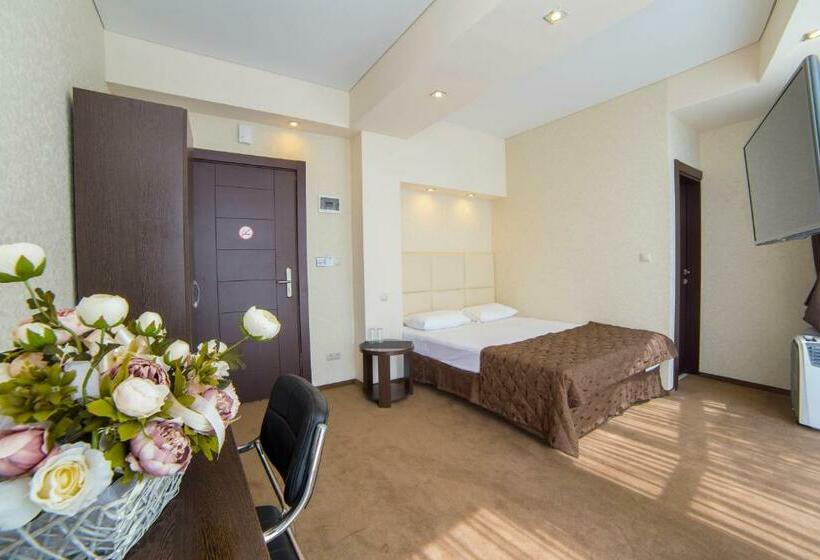 اتاق استاندارد, Grand Hotel Gagra