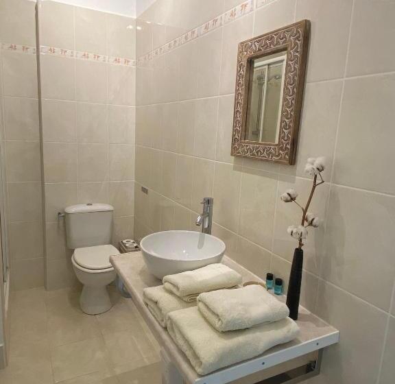 Номер Стандарт, Domaine Du Grand Caugy