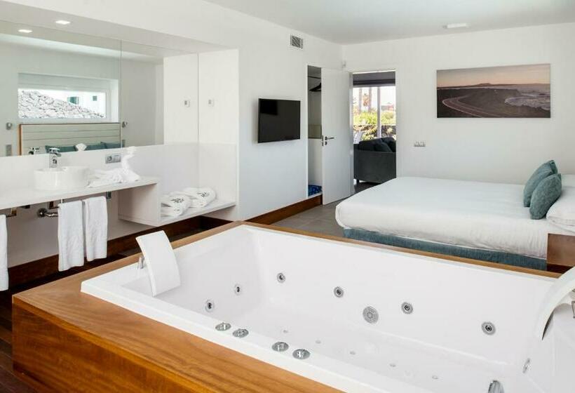 Вилла Deluxe 2 Спальни с Бассейном, Hyde Park Lane Villas