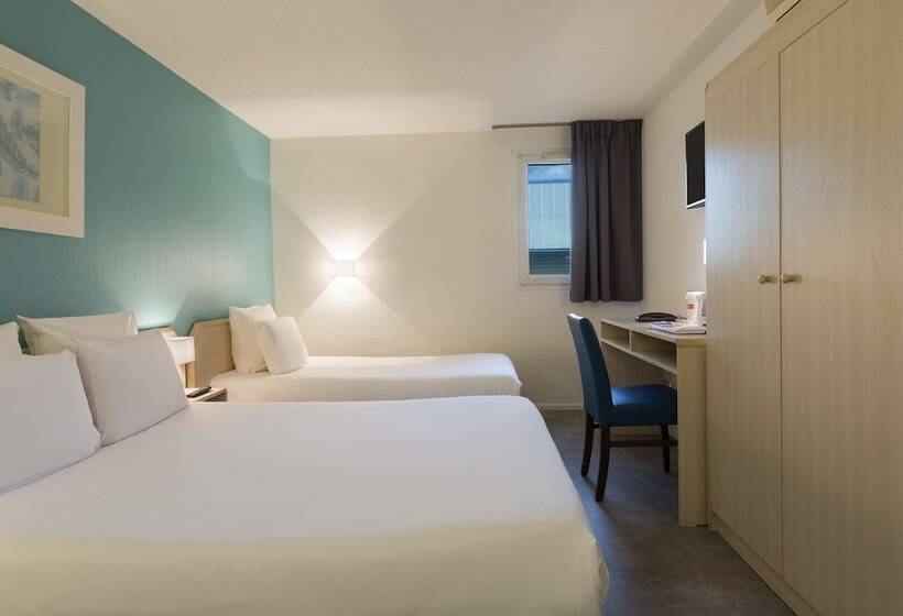 اتاق استاندارد سه نفره, Comfort Hotel Orleans Saran
